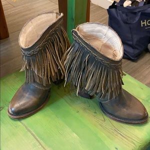 Freebird by Steven Fringe Booties